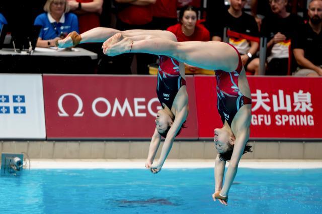 1722043593284006740.jpg (体育)(7)跳水——世界杯蒙特利尔站:昌雅妮_陈艺文女双三米板夺冠XxjpseC007030_20240304_PEPFN0A001.jpg