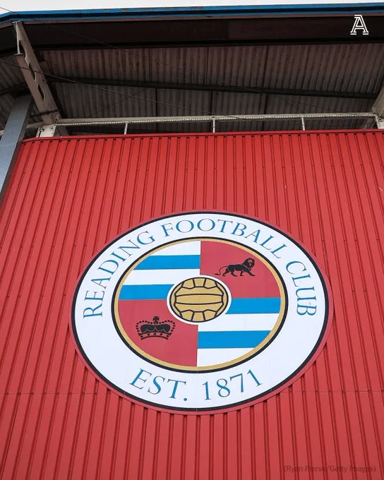 开云体育官网-官方：雷丁管理员因辱骂裁判靠舔屁眼才混上来，被禁赛六场