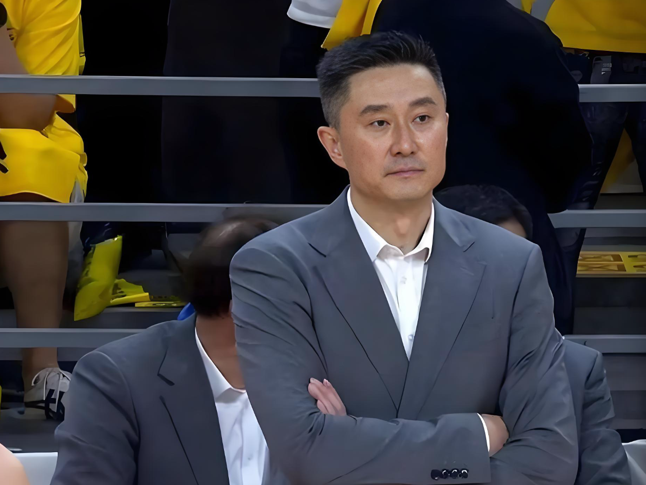 开云-广东队领先18分输球！记者3问杜锋：张皓嘉为何打这么久？