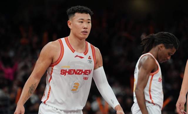 开云官网-23投狂砍32分+5记三分球！提前锁定常规赛MVP，郭士强眼光毒辣